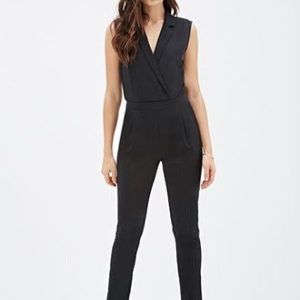 Forever21 collared surplice jumpsuit S